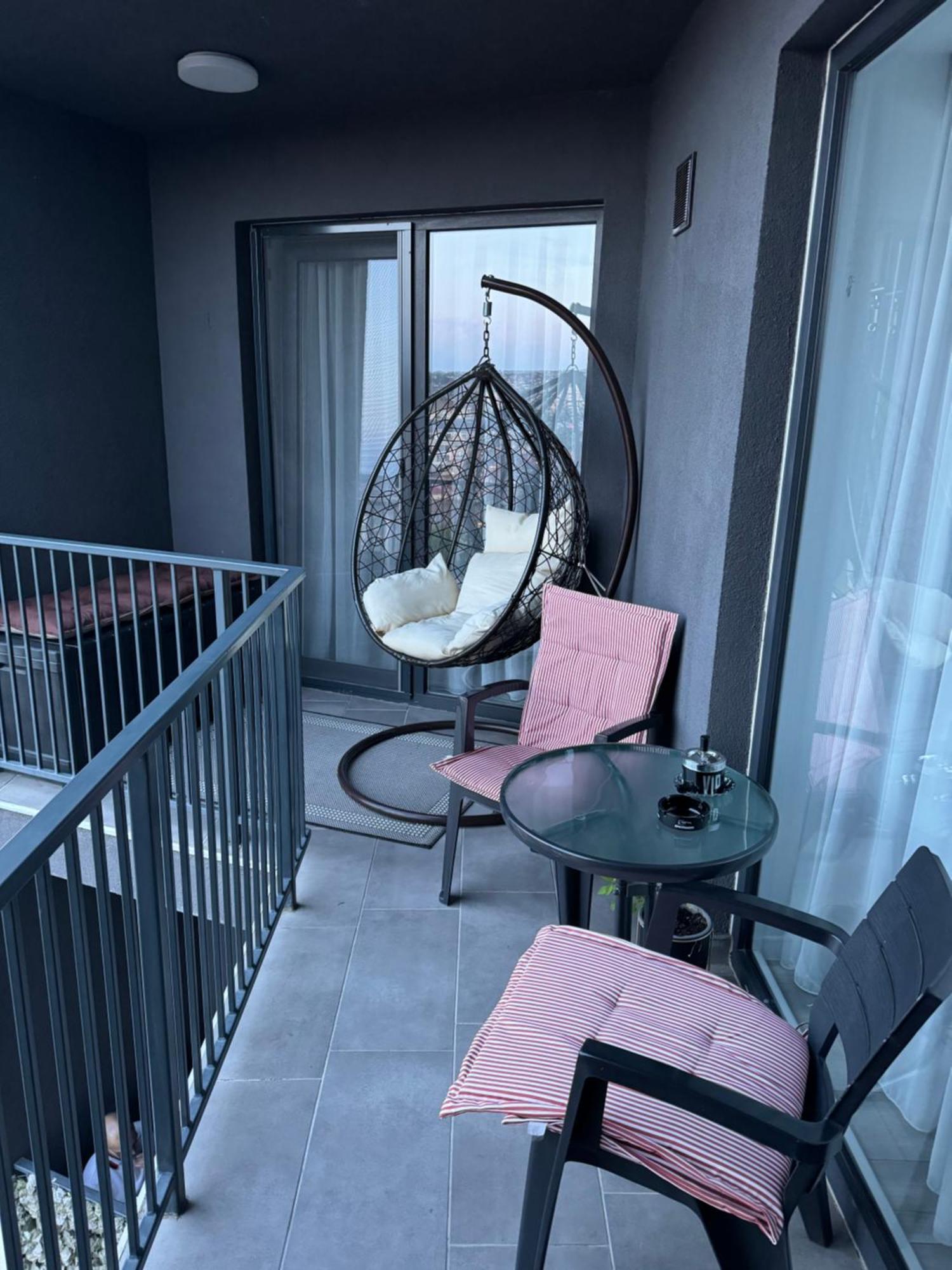 Magnific Appartement Oradea Buitenkant foto