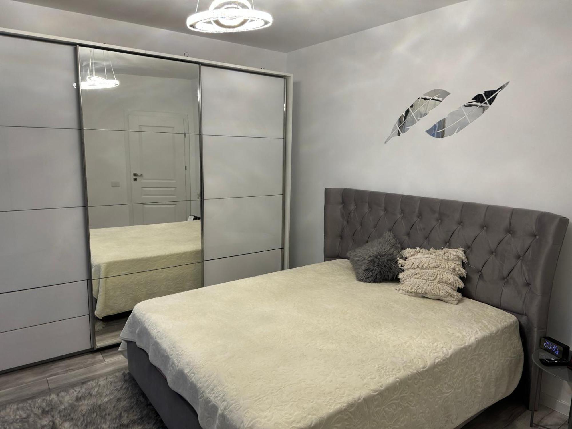 Magnific Appartement Oradea Buitenkant foto